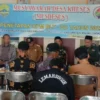 KHAWATIR. Desa-desa di Kabupaten Majalengka menggelar musdesus membahas BLT dana desa. Aparat desa khawatir masyarakat tidak puas, karena salah sasaran atau kuota BLT terbatas.