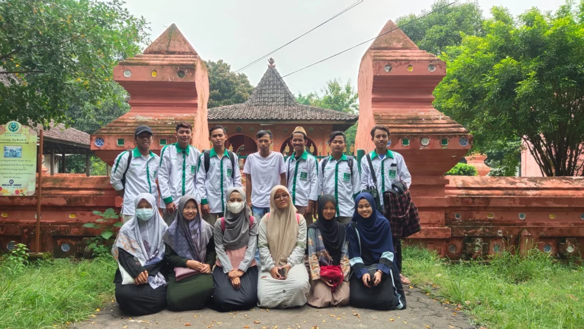 Upaya menjaga Sejarah dan Budaya, PK MATAN IAIN Cirebon adakan Ngaji Sejarah dan Kebudayaan di Keraton Kanoman Cirebon