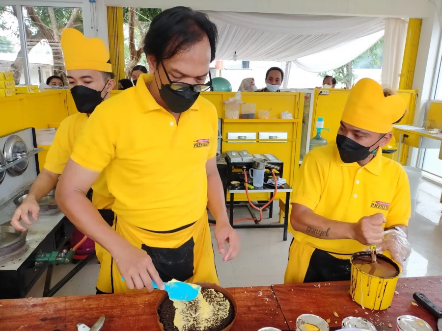 Martabak President Buka di Kawasan Kuliner Markas