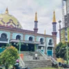 DIANGGARKAN. Pembangunan menara Masjid Agung Sumber akan dilanjutkan tahun ini dengan anggaran mencapai Rp 3Miliar.