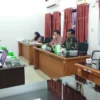 APRESIASI. Komisi II DPRD Kabupaten Cirebon melakukan rapat evaluasi capaian kinerja ditahun 2021 bersama Bappenda.