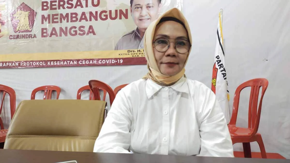 Nana Kencanawati SPd, Anggota Komisi IV dan Ketua Fraksi Gerindra DPRD Kabupaten Cirebon