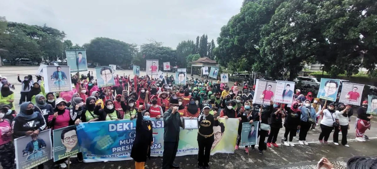 BERIKAN DUKUNGAN. Ratusan perempuan yang tergabung dalam komunitas pecinta senam aerobik mendeklarasikan dukungan terhadap Muhaimin Ikandar sebagai Capres 2024.