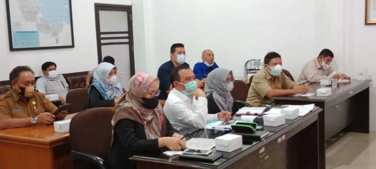 RAPAT KERJA Komisi I bersama Inspektorat dan DPMD serta perwakilan pendamping desa