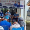 SOLID. Politisi Partai Demokrat, Herman Khaeron bersama para Korcam Hero Center Indramayu. Selama enam bulan terakhir dia disibukkan dengan konsolidasi partai Demokrat secara nasional.