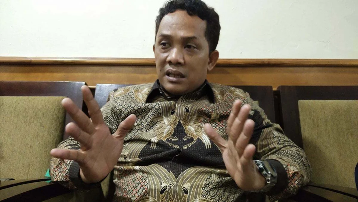 KURANG BAIK. Ketua Komisi II, Mad Saleh meminta kinerja Disperdagin dievaluasi.