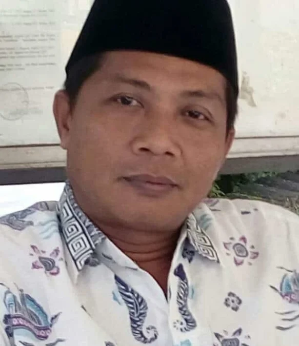 MAKIN PANAS. Anggota Dewan Syuro DPC PKB Kabupaten Cirebon, Luthfi Andalusi membantah statmen dari DPC PKB.