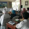 SINERGI. Pelatihan pengembangan SDM menjadi bagian dalam upaya penurunan angka angka stunting di Indramayu. Angka stunting berhasil diturunkan hingga mencapai 50,55 persen.