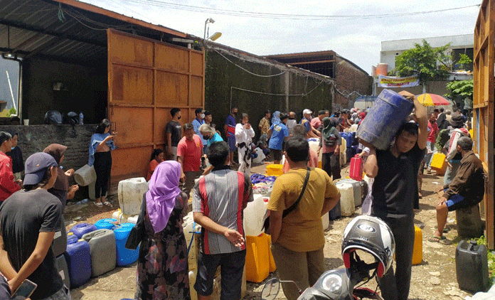 Antre Panjang Beli Minyak Goreng Curah, Kapolres Ciko: Harga Sudah Sesuai HET