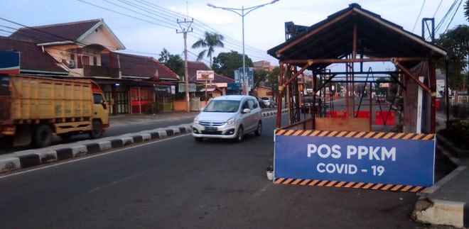 PERSIAPAN. Dinas Kesehatan akan menempatkan ambulans dan tenaga medis di setiap pos pam mudik, untuk melayani pemudik khususnya yang belum menjalani vaksinasi Covid-19.