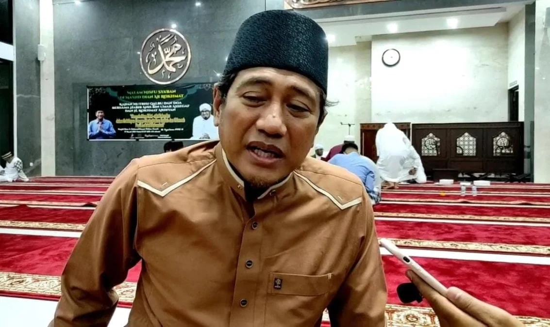 SANGGUP BERSAING. Sosok H Rochmat Ardian cukup popular di kalangan masyarakat Kuningan. Selain dikenal santun, pria berpembawaan kalem tersebut juga memiliki jiwa sosial yang sangat tinggi.