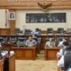 Proses Pengunduran Diri Kades Salawana