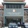 gedung baru kpu kabupaten cirebon