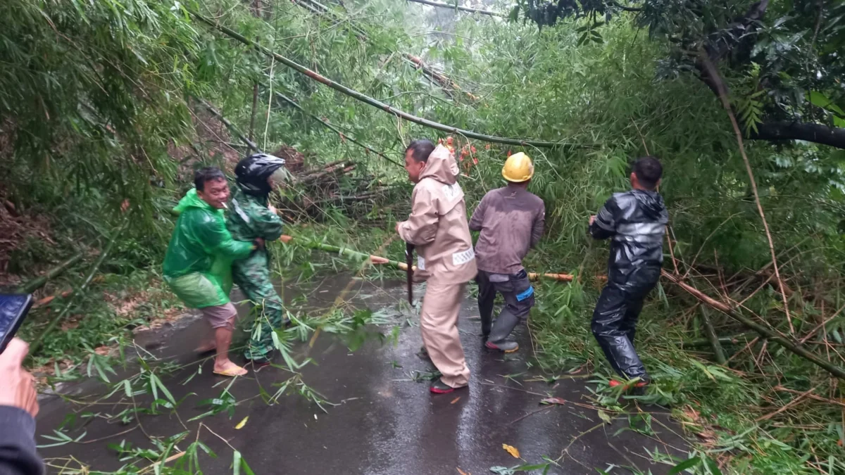 akses jalan Leuwiseeng