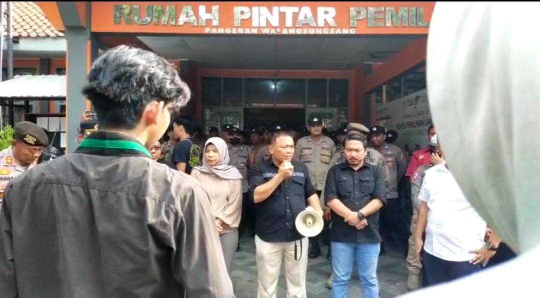 verifikasi faktual