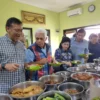 SBY makan nasi jamblang