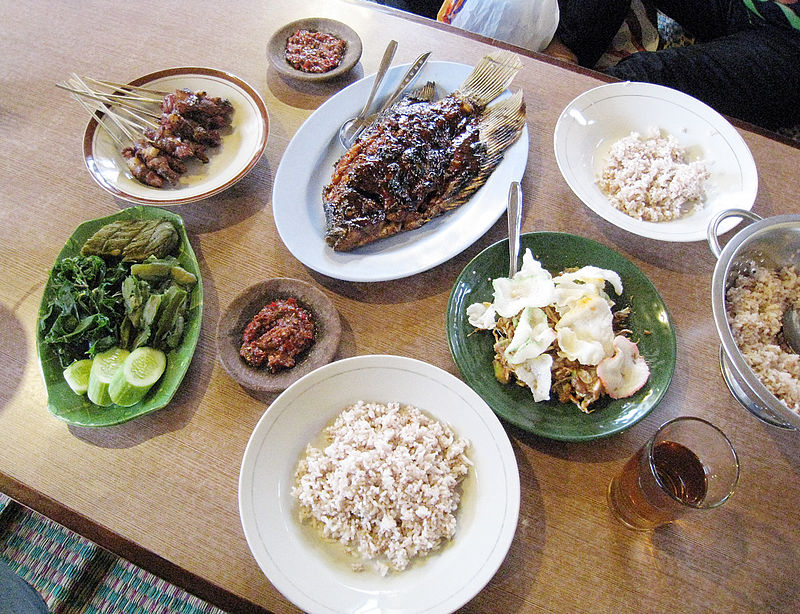 Kuliner Khas Sunda yang buat kamu ketagihan