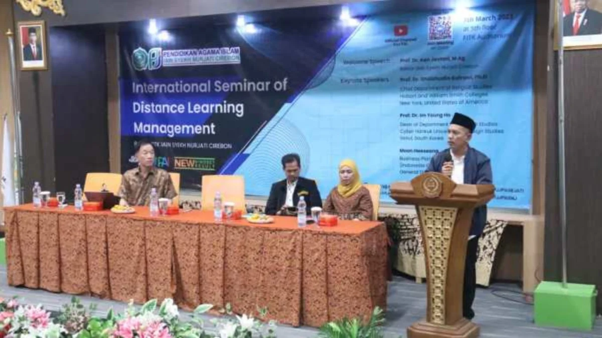 PENGEMBANGAN. Prodi PJJ PAI FITK IAIN Cirebon menggelar kegiatan International Seminar of Distance Learning Management, belum lama ini. FOTO: SUWANDI/RAKYAT CIREBON