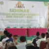 DANA UMAT. Pengelolaan dana abadi umat harus dioptimalkan. Hal itu mencuat dalam Seminar Literasi Keuangan Syariah dan Waqaf Uang yang digelar Lembaga Wakaf dan Pertanahan Nahdlatul Ulama (LWP NU) bersama IAIN Syekh Nurjati Cirebon, belum lama ini. FOTO : SUWANDI/RAKYAT CIREBON