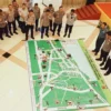 SIMULASI. Polres Ciko melakukan tactical game dan simulasi pengurai kemacetan mudik saat rapat lintas sektor bersama semua pemangku kepentingan. FOTO: ASEP SAEPUL MIELAH/RAKCER.ID