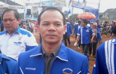 TANPA PAKSAAN. Ketua Bappilu DPD Partai Demokrat Jawa Barat, Andi Zabadi menegaskan bahwa sumbangan dana bacaleg sukarela tanpa paksaan. FOTO: IST FOR RAKCER.ID