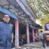 Atap bangunan kantor DPKP Kota Cirebon ambruk