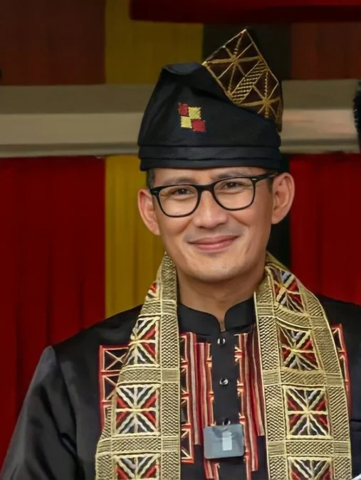 Sandiaga Uno Tuai Cibiran Usai Beri Ucapan Selamat kepada Putri Ariani. Foto: pinterest