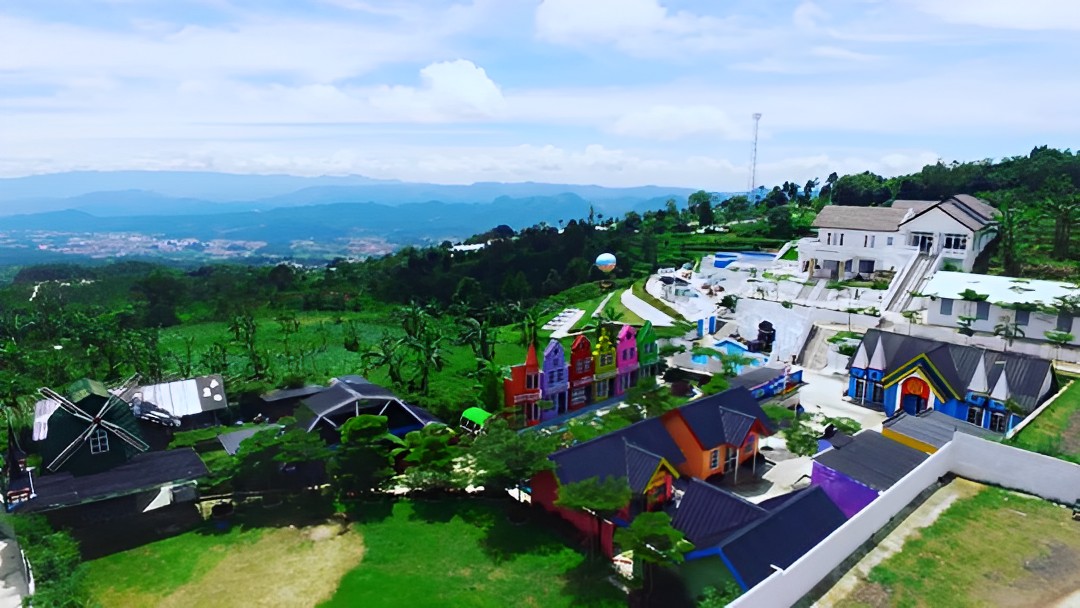 Sarae Land View and Villa Kuningan Membuat Wisatawan Tidak Mau Pulang