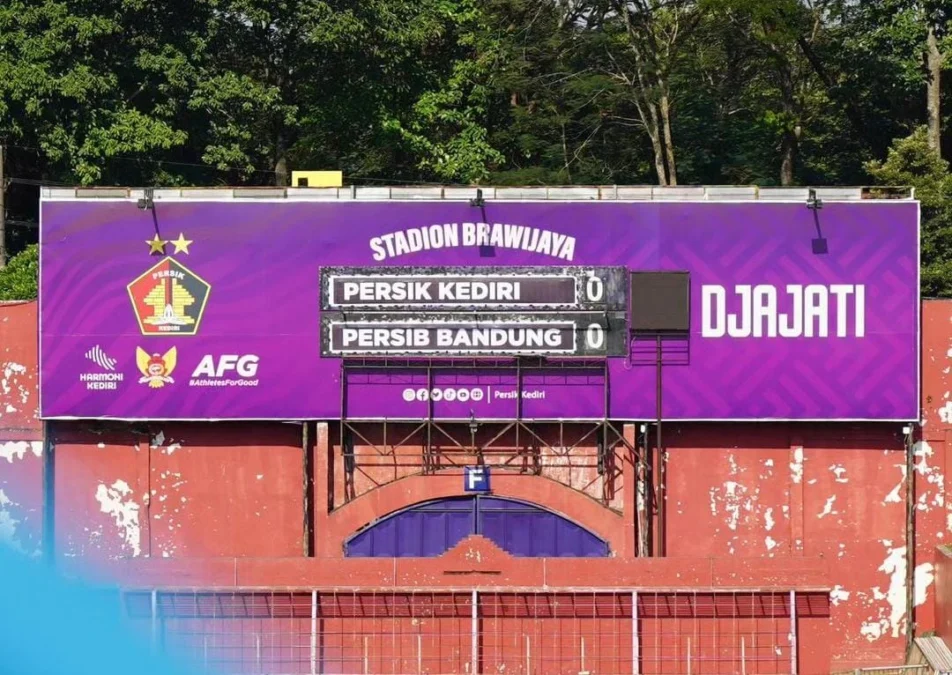 Persik Kediri Vs Persib Bandung