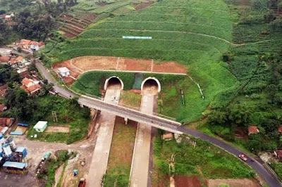 Tol Cisumdawu Dibuka