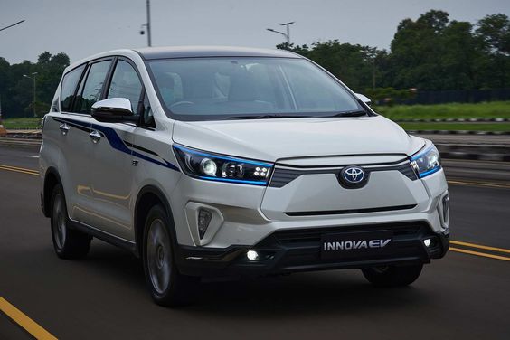 Paling Ditunggu ! Toyota Kijang Innova EV 2022 Ini Bocorannya Buat Yang Penasaran