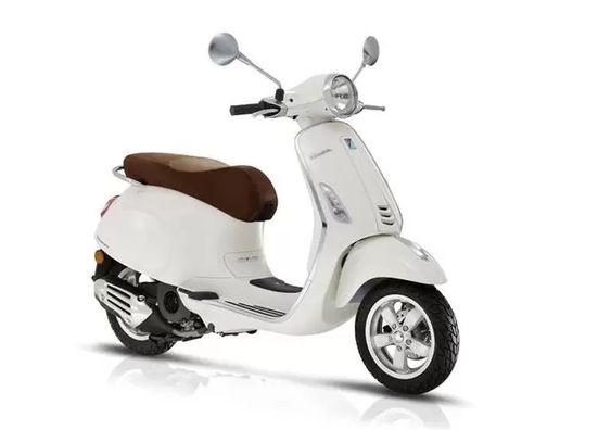 Vespa Primavera Tampil Keren Dijamin Langsung Jatuh Hati, Yuk Cek Harga Dan Spesifikasinya Boss !