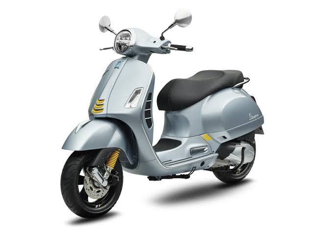 Limited Edition ! Vespa Sprint 150 Tampil Keren Dijuluki Simbol Kesetiaan