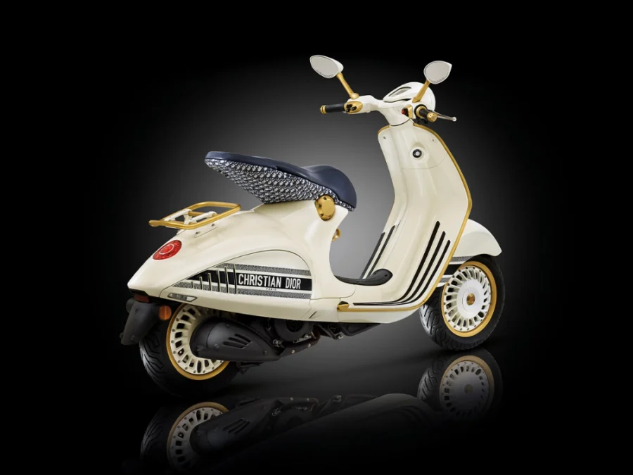 Vespa X Christian Dio