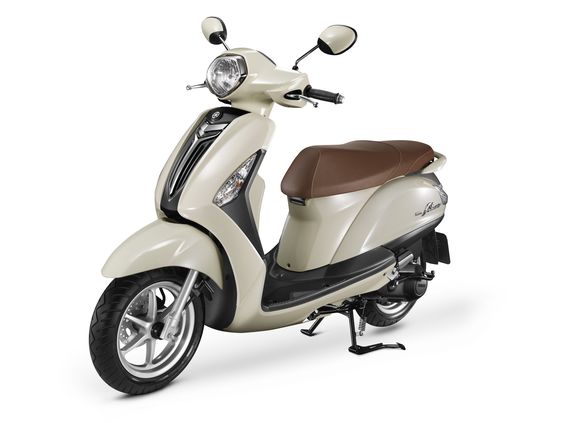 Review Jujur Yamaha Grand Filano Hybrid Connected Terbaru 2023