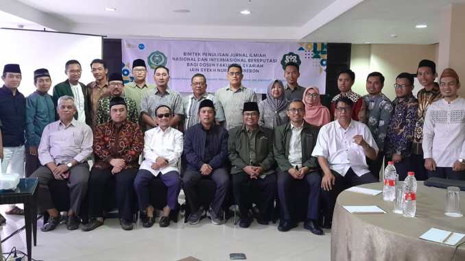 BIMTEK. Fakultas Syariah (F-S) Institut Agama Islam Negeri (IAIN) Syekh Nurjati Cirebon  menggelar Bimbingan Teknik (BIMTEK) Penulisan Jurnal Ilmiah Nasional dan Internasional Bereputasi, pekan lalu. FOTO : IST/RAKCER.ID