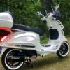 touring pakai vespa matic