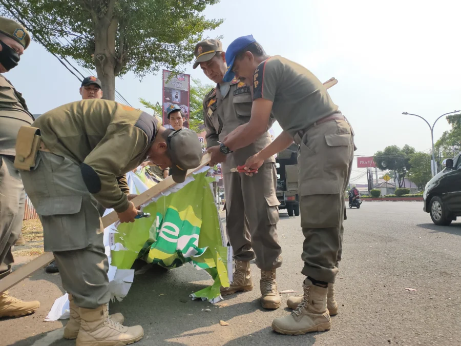 Bawaslu Beri Peringatan, Tebar Pesona "Yes", Kampanye "No"