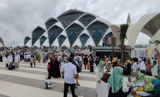 Masjid Raya Al Jabbar