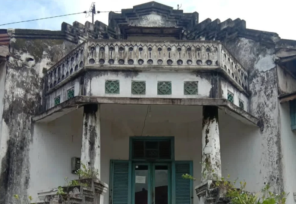 KOTA TUA. Upaya memoles Jamblang sebagai tujuan wisata unggulan di Kabupaten Cirebon terus dilakukan banyak pihak. Salah satunya Astra Group. Melalui program Desa Sejahtera Astra (DSA), Jamblang didorong menjadi destinasi wisata berbasis kawasan. FOTO : IST/RAKCER.ID