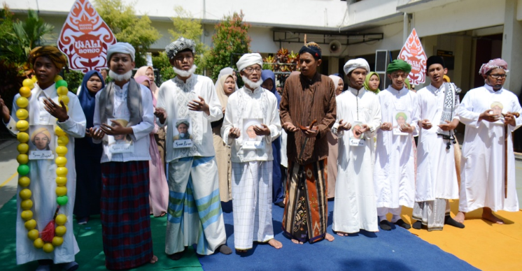 Ide Kostum Walisongo dan Adat Jawa Untuk Acara Adat dan Perayaan Besar Islam