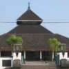 rumah adat jawa tengah