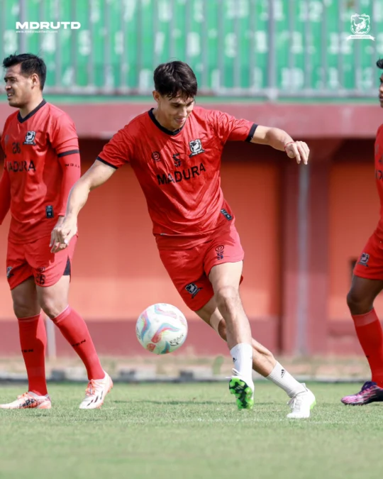 Fakta Menarik Jelang Laga Madura United vs Persib