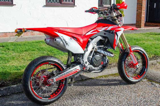 Eksplorasi Gaya dan Performa: Tips Modifikasi Honda CRF250 Rally