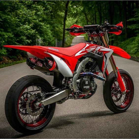 Menilik Spesifikasi Honda CRF250L: Kombinasi Power dan Keandalan di Setiap Petualangan