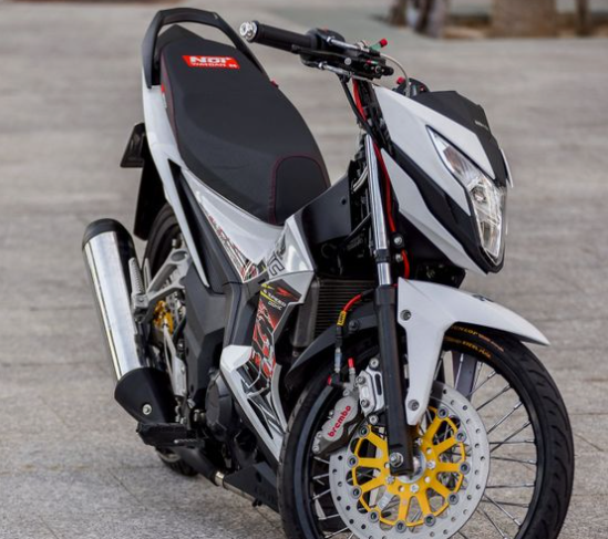 Menggali Kelebihan dan Kekurangan Honda Sonic 150R