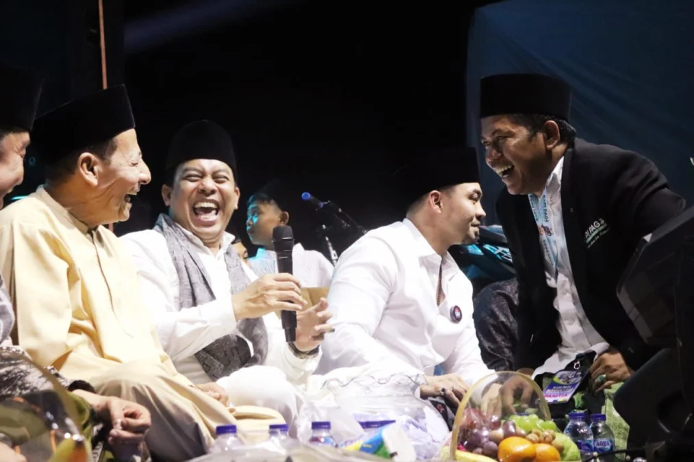 Relawan Kopi Pagi Ajak Ribuan Santri dan Masyarakat Doa Bersama bagi Kemenangan Prabowo-Gibran