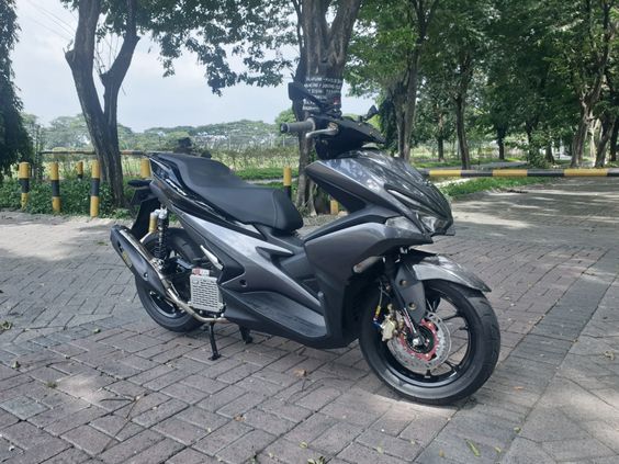 Yamaha Aerox 155: Eksplorasi Gaya dengan Varian Warna yang Memikat