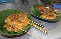 5 Wisata Kuliner di Padang, Dijamin Bikin Kamu Semakin Lapar