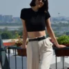 bawahan yang cocok untuk crop top